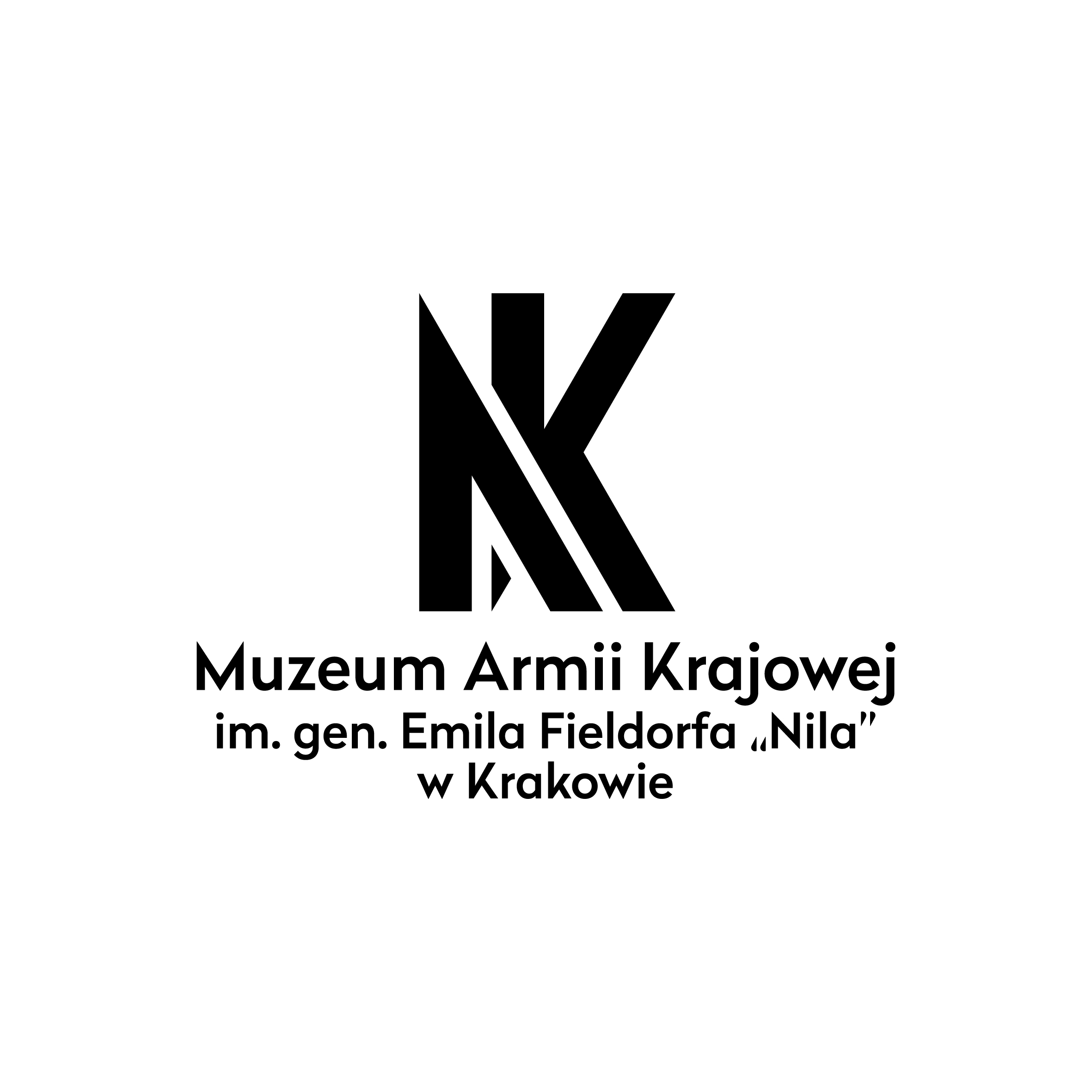 Na górze czarne, polaczone ze sobą litery A oraz K. Poniżej czarny napis w trzech rzędach: Muzeum Armii Krajowej im. gen. Emila Firldorfa 